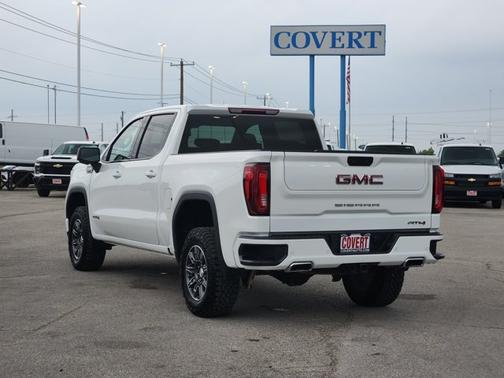 Summit White 2025 GMC Sierra 1500 AT4