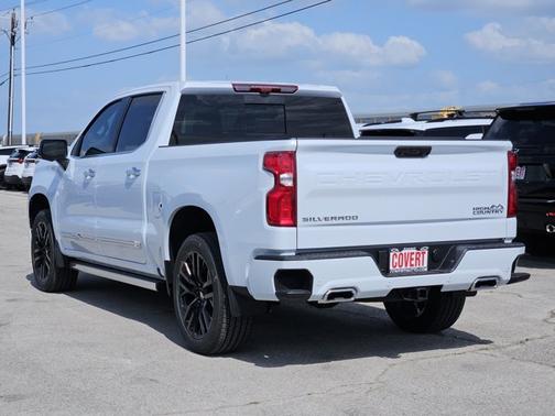 Polar White Tricoat 2026 Chevrolet Silverado 1500 High Country