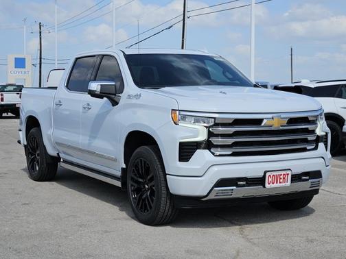 Polar White Tricoat 2026 Chevrolet Silverado 1500 High Country