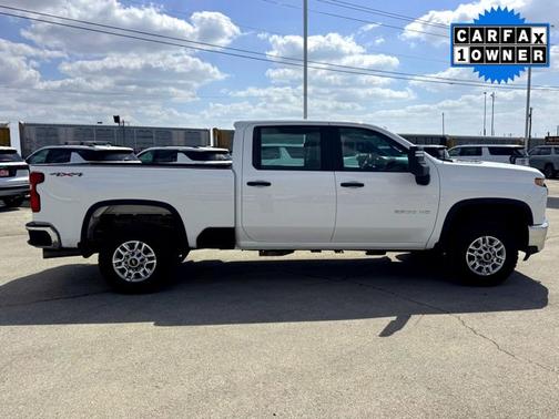 Summit White 2022 Chevrolet Silverado 2500 Work Truck