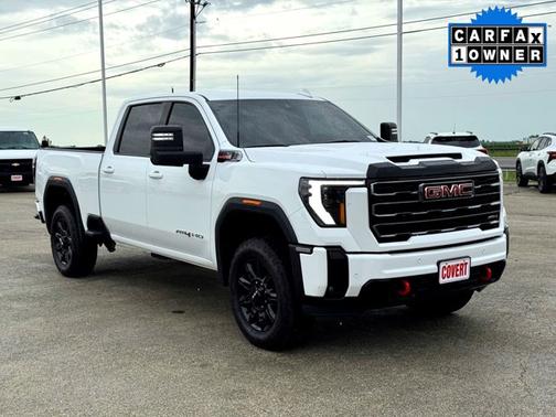 Summit White 2025 GMC Sierra 2500 AT4