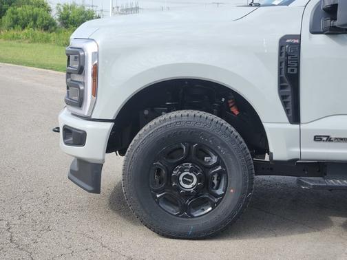 Avalanche 2026 Ford F-250 XL