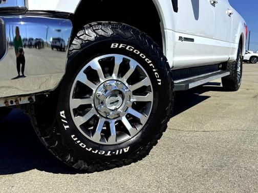 2022 Ford F-250 LARIAT