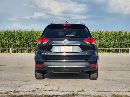 Magnetic Black 2017 Nissan Rogue SL