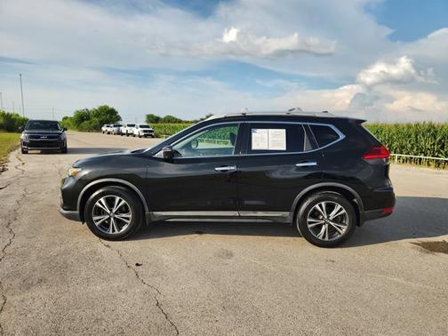 Magnetic Black 2017 Nissan Rogue SL