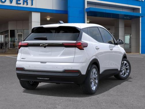 Summit White 2027 Chevrolet Bolt LT