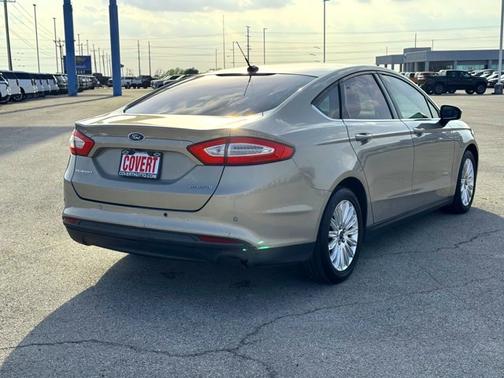 2016 Ford Fusion S Hybrid