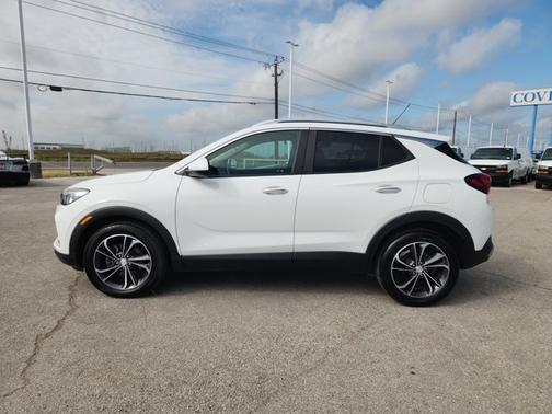 Summit White 2022 Buick Encore GX Select