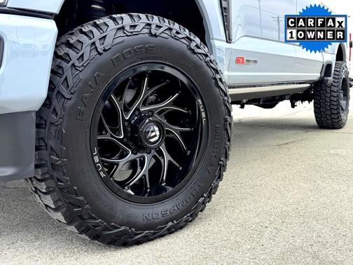 2025 Ford F-250 Platinum