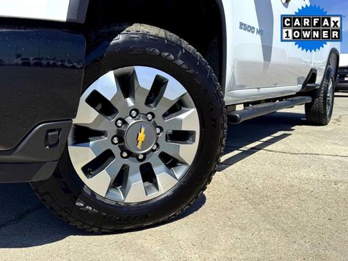 2025 Chevrolet Silverado 2500 Custom