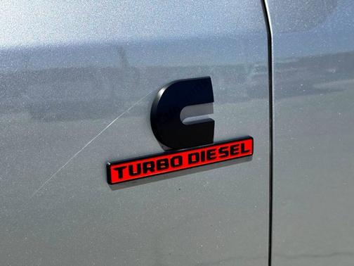 Billet Silver Metallic Clearcoat 2024 RAM 3500 Laramie