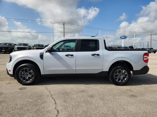 Space White Metallic 2026 Ford Maverick XLT