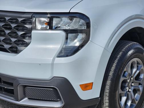 Space White Metallic 2026 Ford Maverick XLT