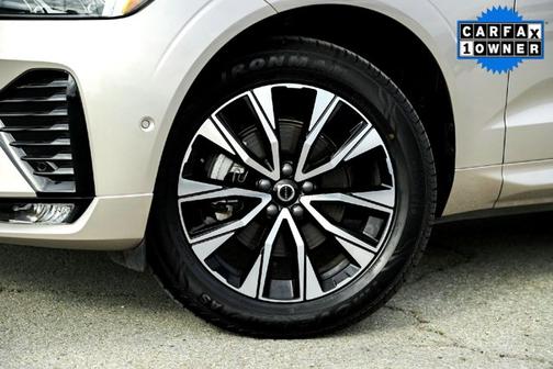 2025 Volvo XC60 Plus