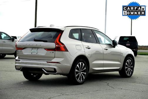 2025 Volvo XC60 Plus