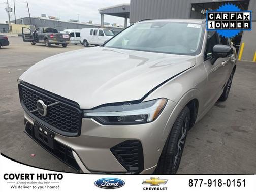 2025 Volvo XC60 Plus