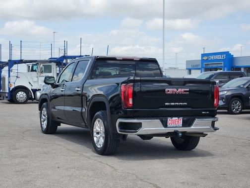 Onyx Black 2021 GMC Sierra 1500 SLT
