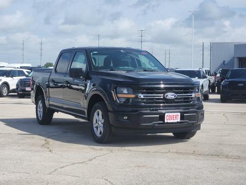 Agate Black Metallic 2026 Ford F-150 XLT