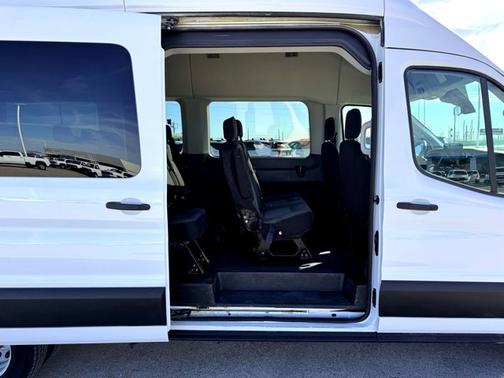 2024 Ford Transit-350 XLT