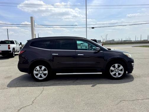 Tungsten Metallic 2016 Chevrolet Traverse 1LT