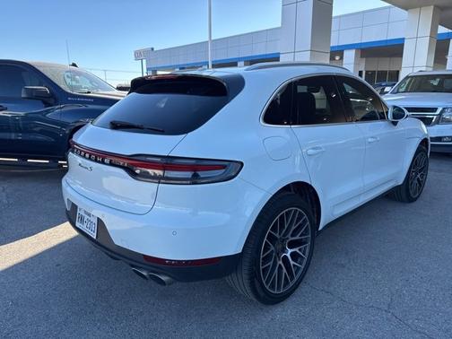 2019 Porsche Macan S