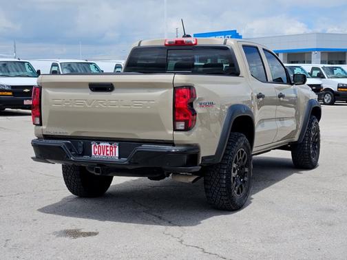Sand Dune Metallic 2023 Chevrolet Colorado 4WD Trail Boss