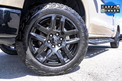 2022 Chevrolet Silverado 1500 Custom Trail Boss