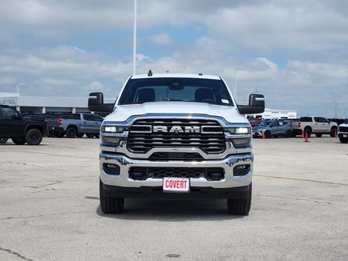 Bright White Clearcoat 2025 RAM 2500 Big Horn