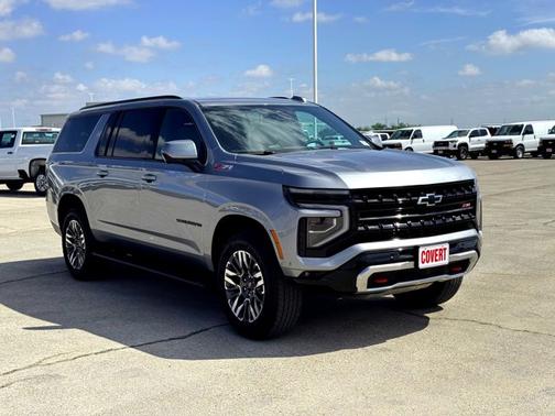 Sterling Gray Metallic 2025 Chevrolet Suburban Z71