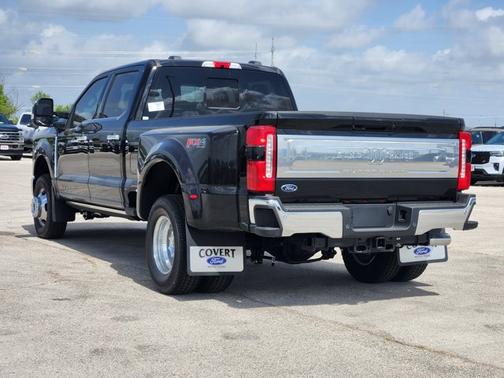Agate Black Metallic 2026 Ford F-350 King Ranch