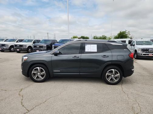 Graphite Gray Metallic 2019 GMC Terrain SLT