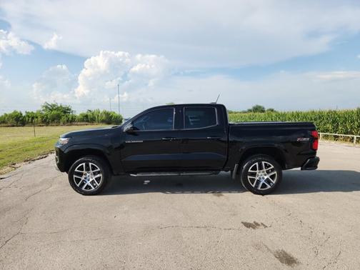 Black 2024 Chevrolet Colorado 4WD Z71
