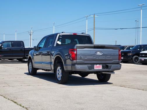 Carbonized Gray Metallic 2026 Ford F-150 XLT