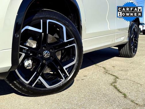 2026 Volkswagen Tiguan SEL R-Line Turbo