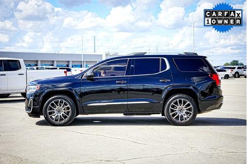 2022 GMC Acadia Denali