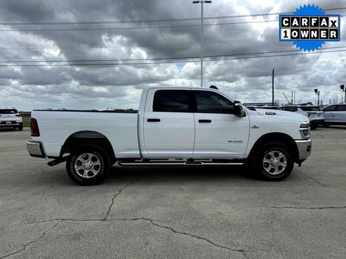 Bright White Clearcoat 2025 RAM 2500 Big Horn