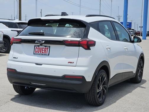 Summit White 2027 Chevrolet Bolt RS