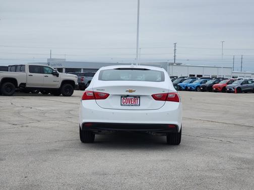 Summit White 2024 Chevrolet Malibu LT
