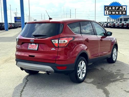 Red 2017 Ford Escape SE