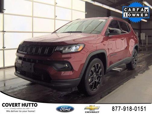 Red Hot Pearlcoat 2026 Jeep Compass Latitude Altitude