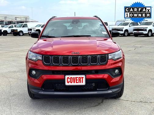 Red Hot Pearlcoat 2026 Jeep Compass Latitude Altitude