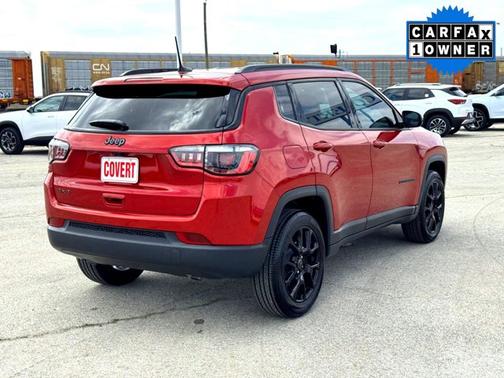 Red Hot Pearlcoat 2026 Jeep Compass Latitude Altitude