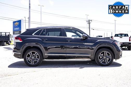 2022 Volkswagen Atlas Cross Sport 3.6L V6 SEL R-Line