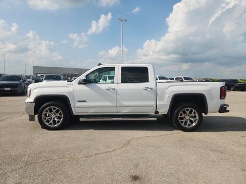 Summit White 2018 GMC Sierra 1500 SLT
