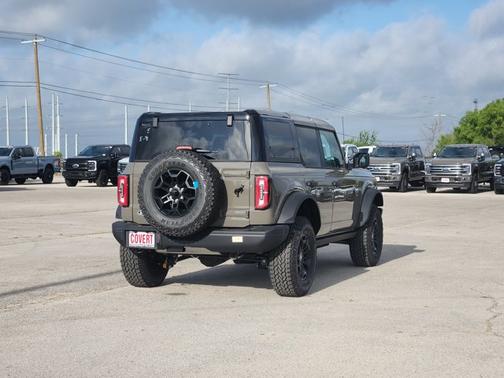 Marsh Gray 2026 Ford Bronco Badlands