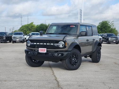 Marsh Gray 2026 Ford Bronco Badlands