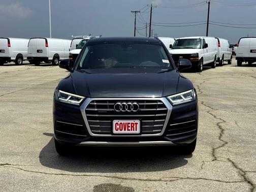 Gray 2019 Audi Q5 Premium Plus