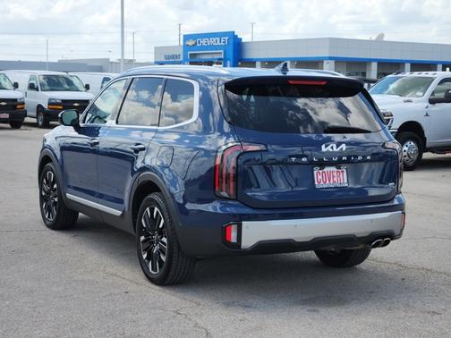 Midnight Lake Blue 2023 Kia Telluride SX