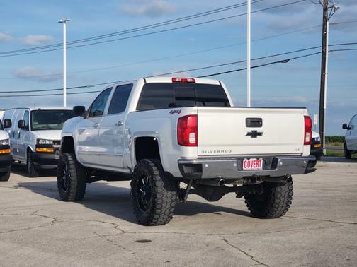 Iridescent Pearl Tricoat 2018 Chevrolet Silverado 1500 1LZ