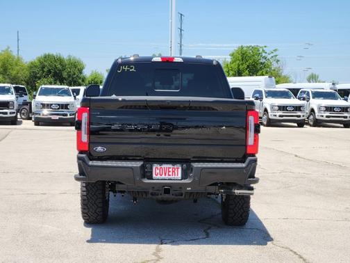 Agate Black Metallic 2026 Ford F-250 Platinum